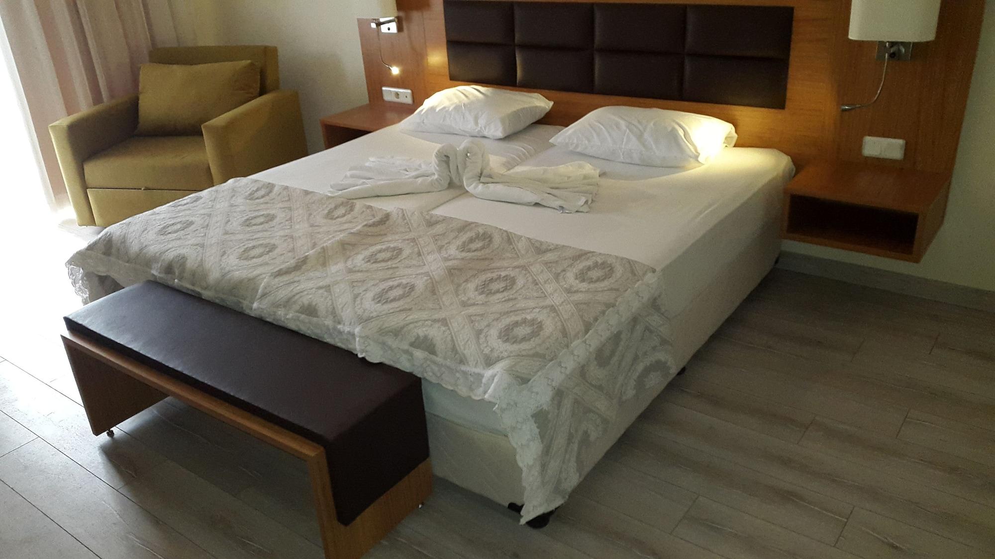 Begonville Hotel Marmaris Esterno foto
