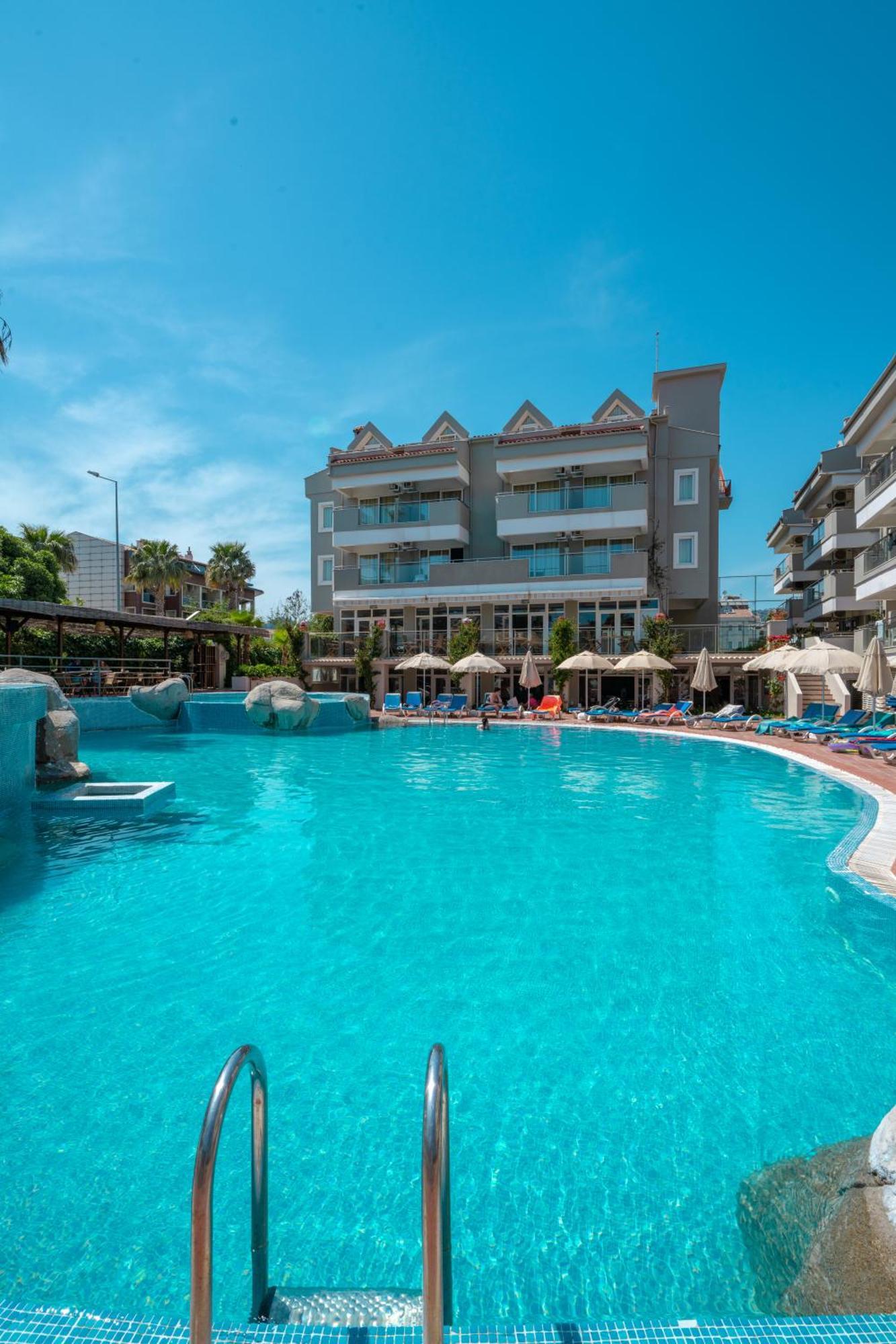 Begonville Hotel Marmaris Esterno foto