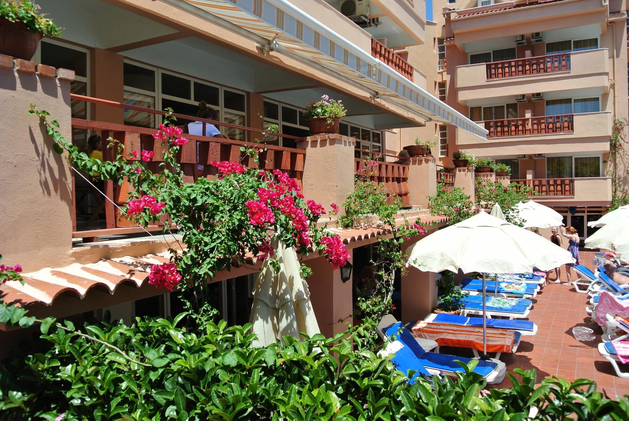 Begonville Hotel Marmaris Esterno foto